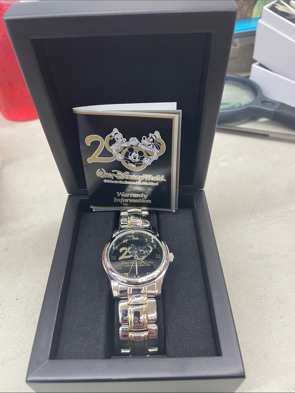 Vintage Walt Disney 2000 Celebrate the Future Hand in Hand commemorative watch